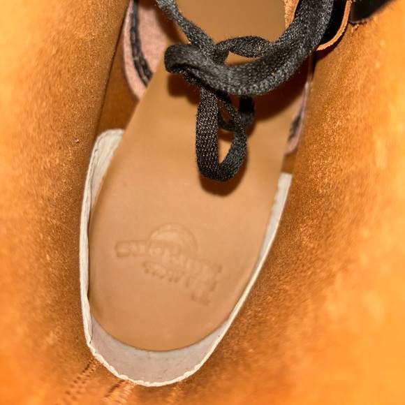 NWT Dr.Martens 1460 Vintage Smooth Leather Lace Up Boots - Picture 6 of 14